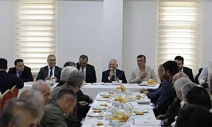 Kayseri'de gözler Sarıoğlan'a çevrildi! Büyükkılıç muhtarlarla ne görüştü?