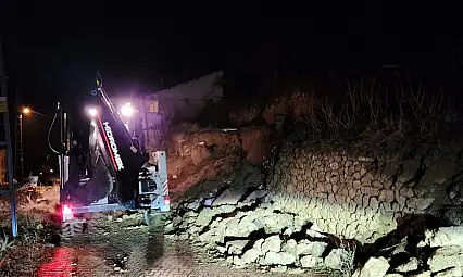 Kayseri'de korkutan heyelan!