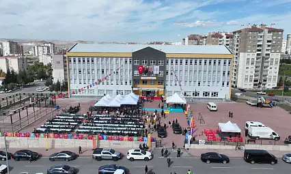 Kayseri'de iki hayırseverden eğitime dev katkı! Tam 50 okul...