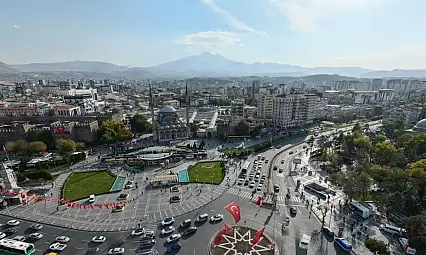 Kayseri'de inşaat yarım kalmıştı! 44 milyonluk imzalar atıldı