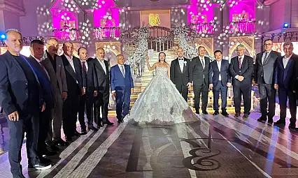 Kayseri'de iş ve siyaset dünyasını buluşturan düğün! Özhaseki de katıldı