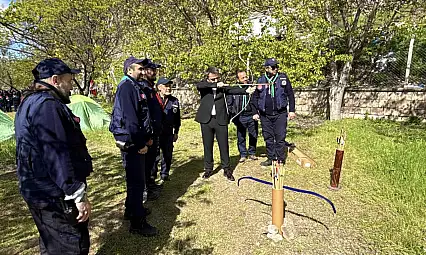 Kayseri'de izcilik kampında renkli anlar! İl Müftüsünden dikkat çeken deneme