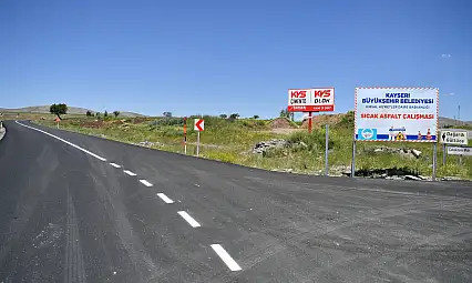 Kayseri'de kırsal ulaşıma 43,7 milyon TL'lik asfalt yatırımı
