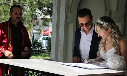 Kayseri'de kuyruk oluştu: Tarih için beklediler!