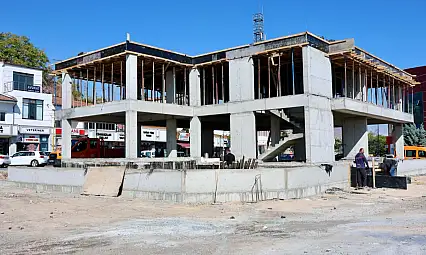 Kayseri'de o ilçenin ortasına iş merkezi yapılıyor! Başkan yerinde inceledi