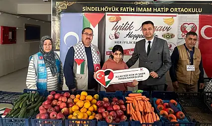 Develi'de yürekleri ısıtan anlar! İlk burslarını bağışladılar