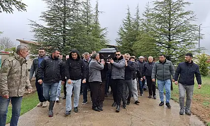 Kayseri'de ölen işçi Yozgat'ta toprağa verildi