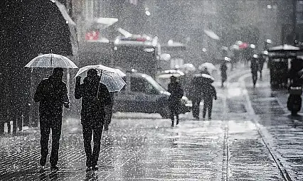 Kayseri'de sağanaklar peş peşe geliyor: Şemsiyenizi hazırlayın
