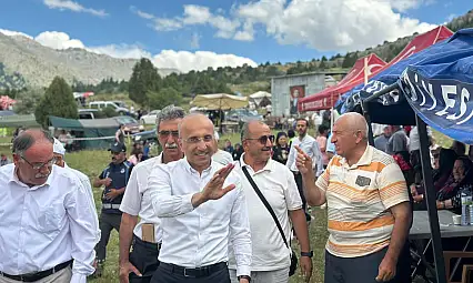 Kayseri'de şenlik! Yayla dolup taştı