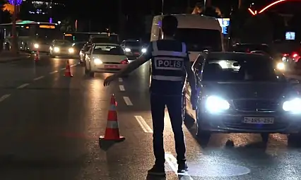 Kayseri'de suçlulara geçit yok! 102 aranan şahıs yakalandı