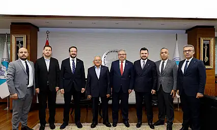 Kayseri'de teşkilat buluşması: Başkan Büyükkılıç'a ziyaret