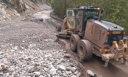 Kayseri'de yağış sonrası Kapuzbaşı yolunda dikkat çeken çalışma