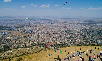Kayseri'de yamaç paraşütü kursu ücretsiz verilecek! Detaylar belli oldu