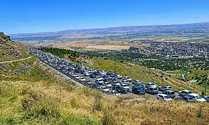 Kayseri'de yol şikayeti: Hiç hesaba katılmadı!