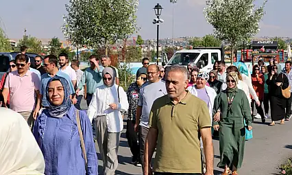 Kayseri'de yürüyüş düzenlendi! Çok sayıda kişi katıldı