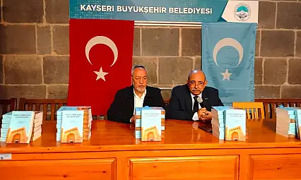 Kayseri'deki konferans: 'Doğu Türkistan'a Ses Ver'