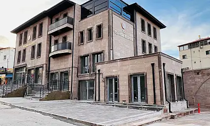 Kayseri'deki yeni belediye binası bugün açılıyor
