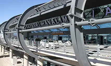 2 buçuk milyon kişi Kayseri'den uçarak geçti