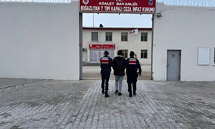 Kayseri'den giderken uyuşturucu ile yakalandılar!