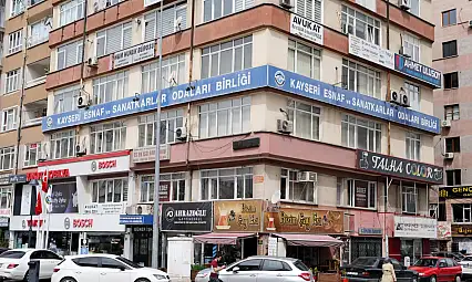 Kayseri esnaf birliği binasına alıcı çıkmayınca fiyat düşürüldü! İşte talep edilen yeni ücret