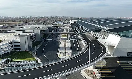 Kayseri Havalimanı'nda reklam alanı için ihale açıldı