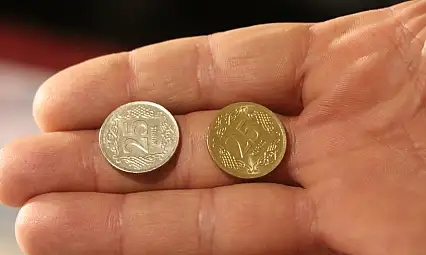 Kayseri'li koleksiyoner uyardı: Altın renkli 25 kuruşlar altın değil