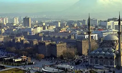 Kayseri Milletvekili bir maaşını bağışlayacak