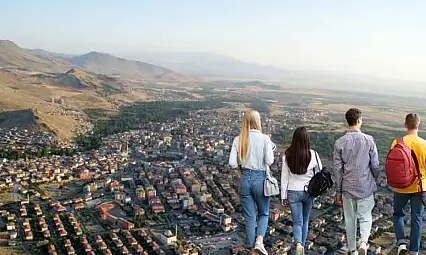 Kayseri'nin o ilçesinde 25 bin kişi eğitim görüyor!