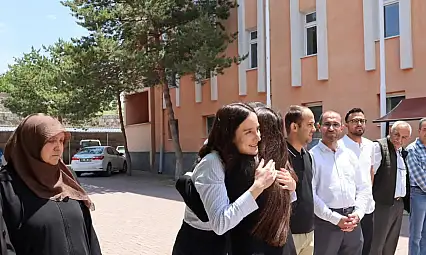 Kayseri'nin kadın Kaymakamı kentte veda etti