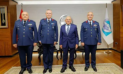 Kayseri'nin yeni komutanlarından Büyükşehir'e ziyaret!