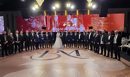 Kayseri'de iş dünyası ve siyasetçiler bu düğünde bir araya geldi! Başkanın yeğeni evlendi