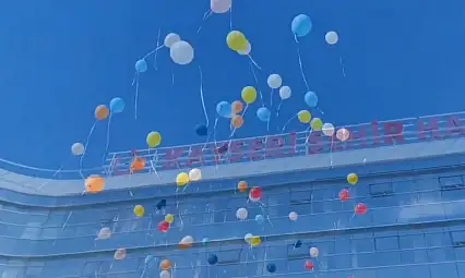Kayseri Şehir Hastanesi'nde anlamlı etkinlik! Bakın ne için balon bırakıldı?