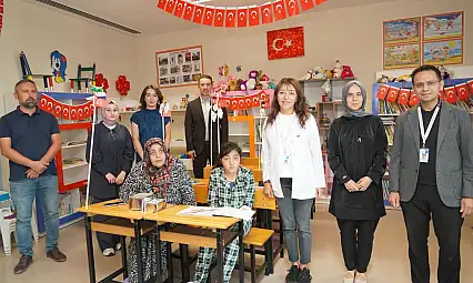 Kayseri Şehir Hastanesi'nde ders zili çaldı! 'Hastane Okulu' başladı