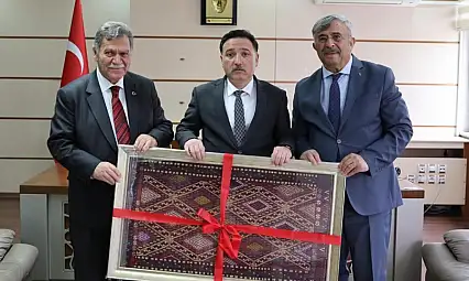 Kayseri Valisi Çiçek'e anlamlı ziyaret