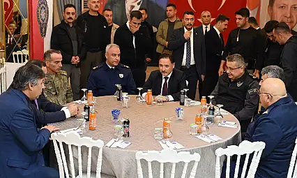 Kayseri Valisi'ni yalnız bırakmadılar! Taziyeleri kabul etti