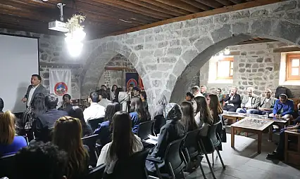 Kayseri Valisi o öğrencilere tecrübelerini aktardı!