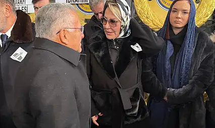 Kayserigaz'ın sahibi son yolculuğuna uğurlandı! Büyükkılıç da cenaze namazına katıldı