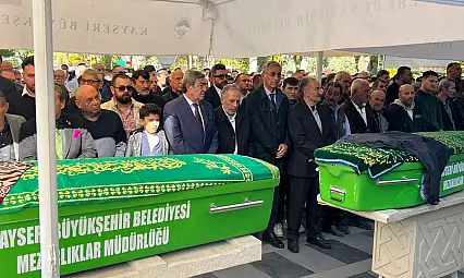 Kayserili iş adamı eşini son yolculuğuna uğurladı