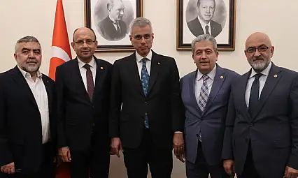 Kayserili Milletvekilleri Bakan ile bakın ne konuştu!