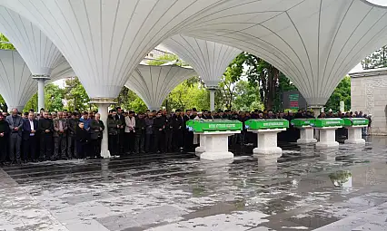 Kayserili ünlü yapımcının amcası toprağa verildi!