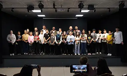 Kocasinan'da çocuklar sahneye çıktı! Sorunlara dikkat çekildi