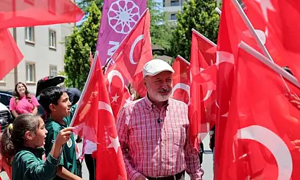 Kocasinan'da okul bahçeleri eğitim yılına hazırlanıyor