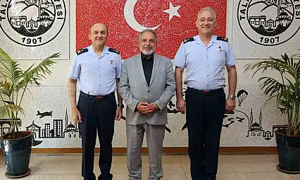 Kayseri'de iki komutandan veda ziyareti!