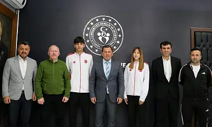 Madalya kazanan sporcular Kabakcı'yı ziyaret etti