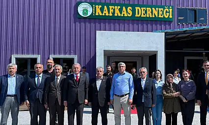 Milletvekili Akar, Kayseri Kafkas Derneği'nde bayramlaştı