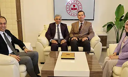 Müdür Erşan Felahiye'de sağlık çalışmalarını inceledi