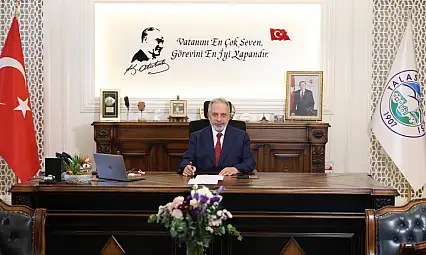 Mustafa Yalçın'dan 29 Ekim mesajı!