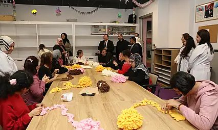 Özel ihtiyaçlı öğrencilerden Sevgi Evleri'ndeki çocuklara anlamlı hediye