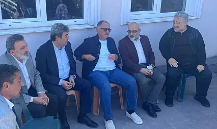 Özhaseki yeni imajıyla dikkat çekti! Belki ilk defa böyle göreceksiniz