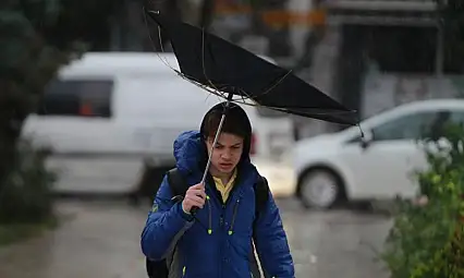 Pencerelerinizi iyi kapatın! Meteoroloji Kayseri'yi saat vererek uyardı